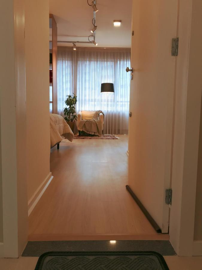 Atlas Loft & Escritorio - Estilo E Praticidade ฟลอเรียนอโปลิส ภายนอก รูปภาพ