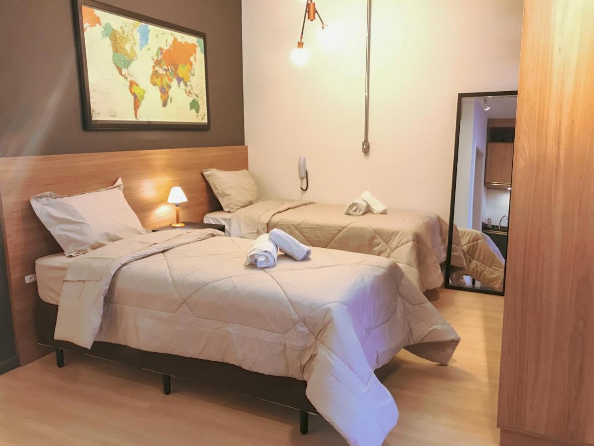 Atlas Loft & Escritorio - Estilo E Praticidade ฟลอเรียนอโปลิส ภายนอก รูปภาพ