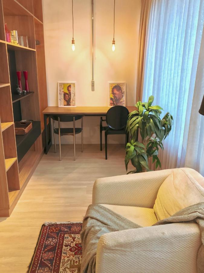 Atlas Loft & Escritorio - Estilo E Praticidade ฟลอเรียนอโปลิส ภายนอก รูปภาพ